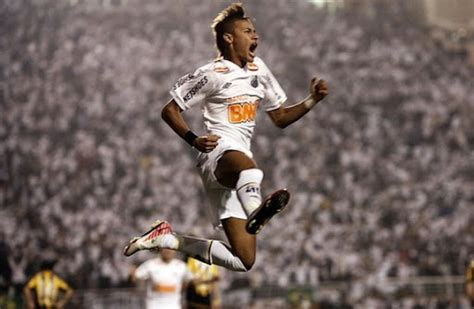 neymar race hots    clubs meet  price  world soccer