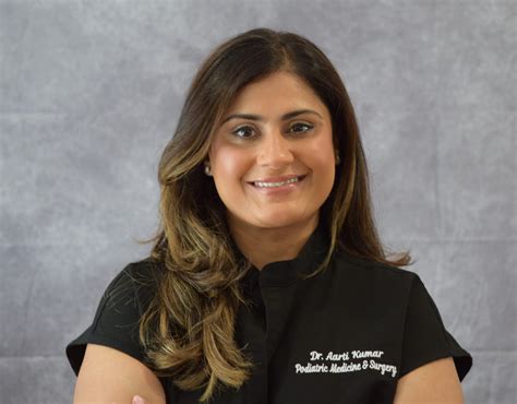 Dr. Aarti Kumar Best Doctor of Podiatric Medicine in NYC 2024