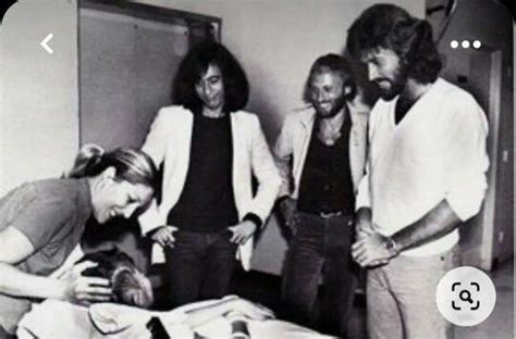 Pin By Claudia Bonsignore On Bee Gees Bee Gees Robin Barry Gibb