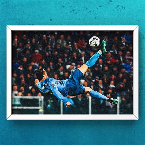 Desenho Do Cristiano Ronaldo De Bicicleta - Quadro Cristiano Ronaldo Bicicleta Histórica - PlacasFUT - Itens ...