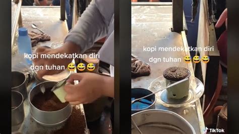 Viral Penjual Kopi Curi Perhatian Warganet Aksinya Tak Biasa Dilakukan