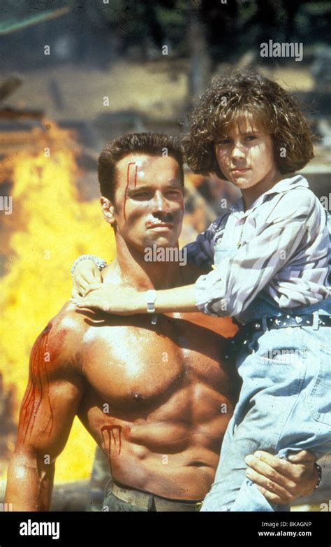 Alyssa milano commando 1985 hi-res stock photography and images - Alamy