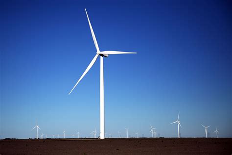 How Much Power Does a Wind Turbine Generate? | Sciencing