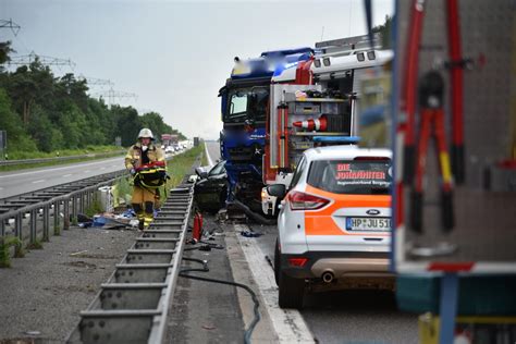 Mannheim Viernheim Fotos Schwerer Unfall A Mit Mehreren Verletzten