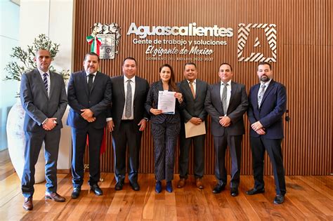 Empresa De Aguascalientes Anuncia A Tere JimÉnez ExpansiÓn Por 70 Millones De Pesos Y La