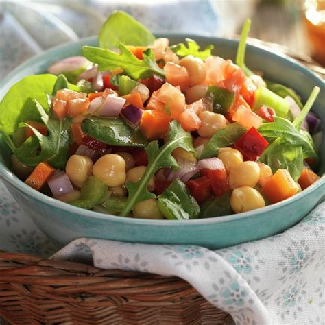 Receta de ensalada de garbanzos al estilo Arguiñano