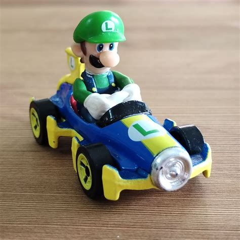 Hot Wheels Mario Kart Luigi Mach 8 Loose Shopee Malaysia