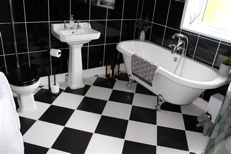 Black And White Checkered Bathroom Floor – Flooring Site