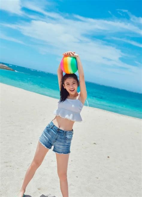 Hot Sexy Natsuki Deguchi Bikini Pics
