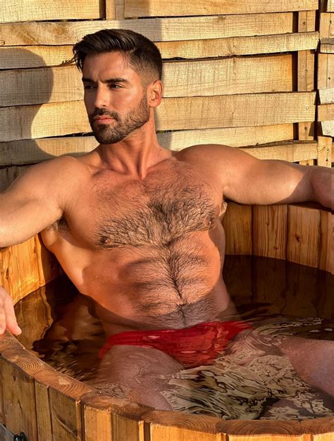MODEL IN A HOT TUB MATTHEW S ISLAND