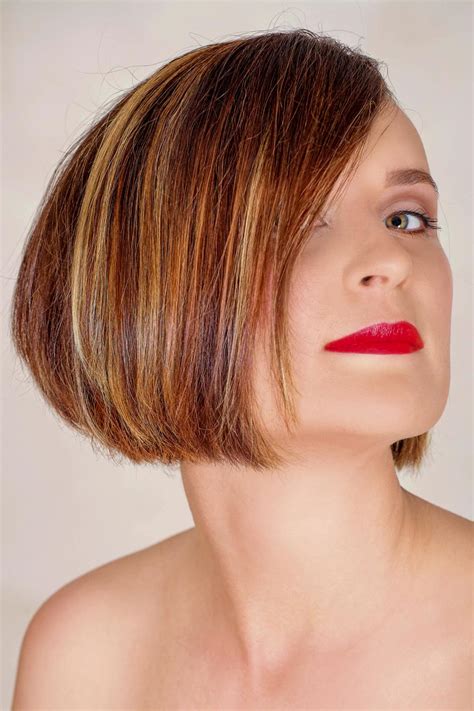 A Line Bob Mit Kurzem Nacken Bob Frisuren Kurz Und Mittellang