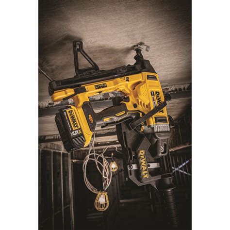 Dewalt 20v Max Xr Cordless 1 Magazine Concrete Nailer Kit White Cap