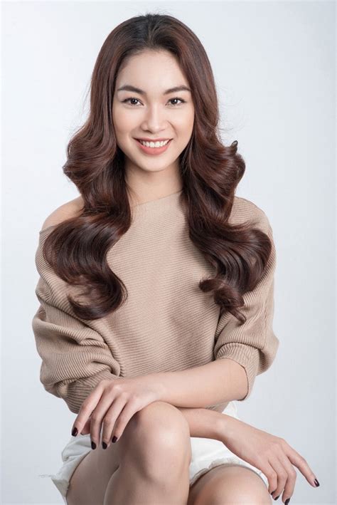 Quên dàn hot girl thị phi đi đây mới là những ứng cử viên nặng ký cho The Face