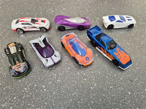 McDonalds Hot Wheels 10 Gebraucht in Oberbuchsiten für CHF 1 mit Lieferung auf Ricardo kaufen