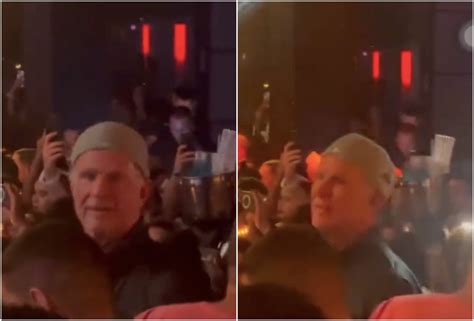 Chad Smith Baterista Do Red Hot Chili Peppers Curte Show De Jorge E Mateus