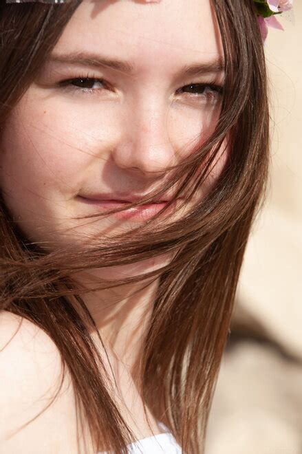 Amateur Girl Sexart Flower Matty High Porn Pic