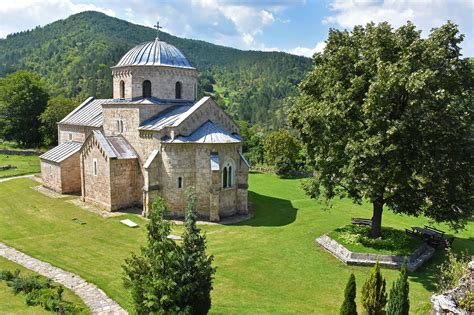 Otkrijte Srbiju Manastir Gradac Biodom