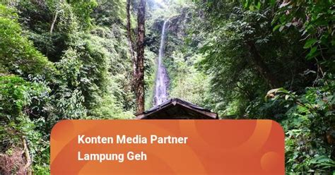 Mencoba Trekking Menemukan Pesona Air Terjun Sinar Tiga Pesawaran