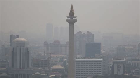 Modifikasi Cuaca Disebut Kurangi Polusi Jakarta