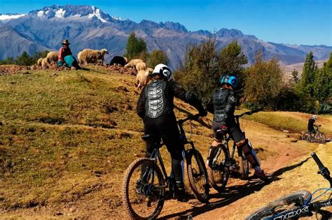 Maras Moray Biking Tour Full Day Inkayni Peru Tours Inkayni Peru Tours