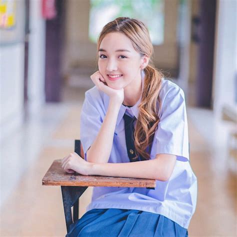 Hot girl Thái Lan khiến cư dân mạng tan chảy vì nụ cười ngọt lịm như đường