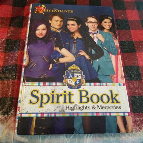 Disney Descendants: Auradon Prep Spirit Book by Andrew Scheppmann, Hardcover | Pangobooks