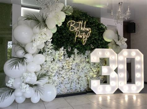 Фотозона 30 лет | Doğum günü, Doğa