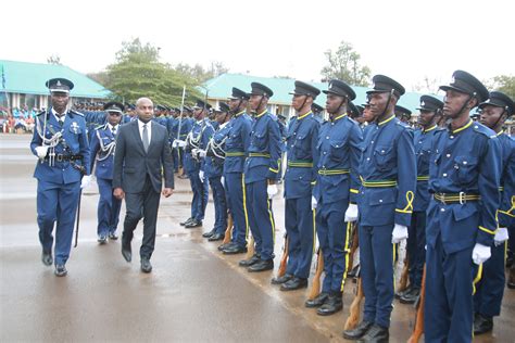 SERIKALI YATOA BILIONI 15 KUNUNUA MAGARI YA POLISI Full Shangwe Blog