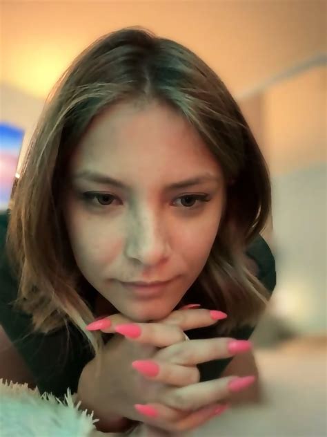 Sexy Blonde Annie 2024 05 05 152307