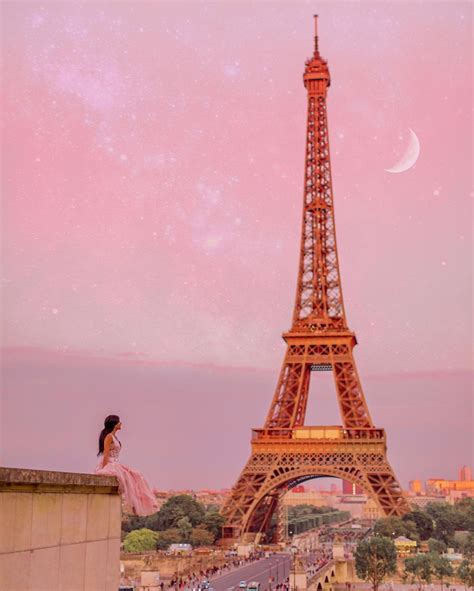 Eiffel Tower At Sunset Pink