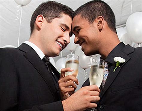 Gibraltar Aprueba El Matrimonio Gay Por Unanimidad Cromosomax