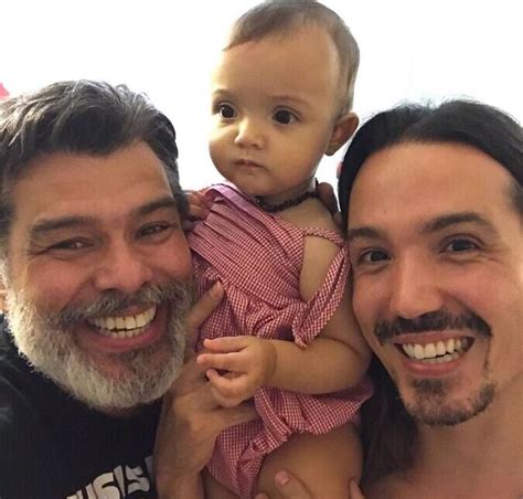 Maurício Mattar comemora 11 meses de vida da neta Esmeralda Vovô agora