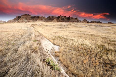 Badlands Sunset Photograph By Eric Foltz