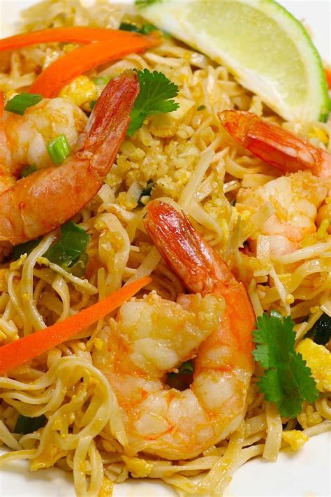 Easy Pad Thai For Two With Shrimp A Spectacled Owl In 2022 Quick