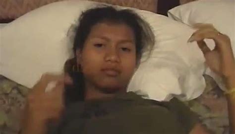 Thai Princess First Time Undress And Totally Nude On Camera I Was Very Shy And Reluctant To Do