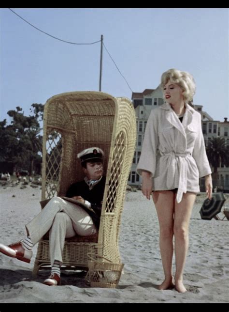 Tony Curtis And Marilyn Monroe On The Set Of Some Like It Hot San