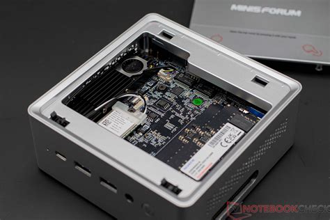 Minisforum Venus Series Npb Review The Mini Pc With Raptor Lake H Aka