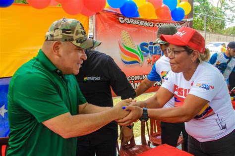 Venezuela M S De Familias De La Parroquia Bur A Atendidas Con