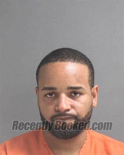 Recent Booking Mugshot For Rafael Santos In Volusia County Florida