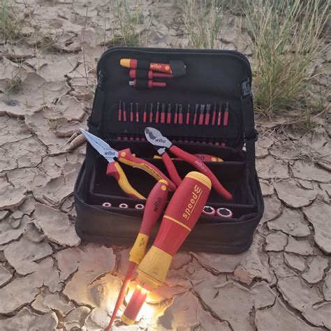 Wiha Werkzeuge on LinkedIn: Wiha tools under the dessert sun! Morten ...
