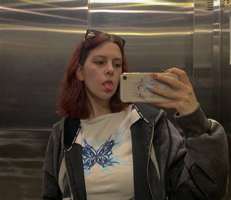 Alice Dusk S Nude Videos Recorded Shows Nudevista