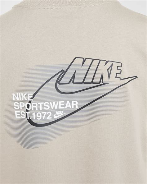 T Shirt Con Grafica Nike Sportswear Standard Issue Ragazzo Nike It