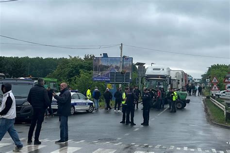 Protest poljoprivrednika u Subotici blokirana najznačajnija saobraćajnica