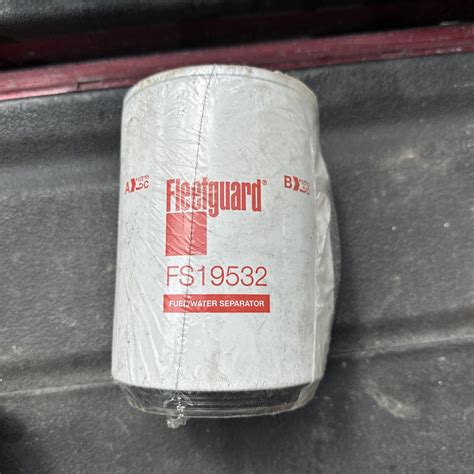 Genuine Fleetguard Fuel Filter Water Separator FS19532 for Sale ...