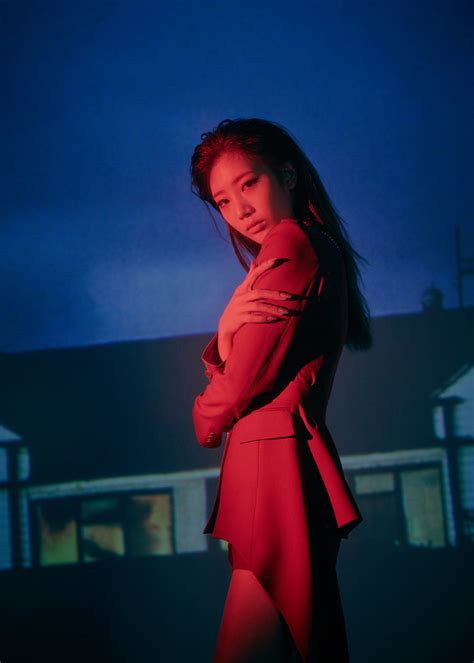 Loona 2nd Mini Album (Hashtag) Concept Photos (HD/HR) - K-Pop Database
