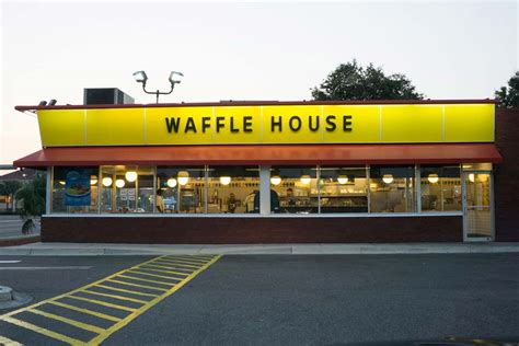 Waffle House Lunch Hours and Menu (All Day Midday Feast)