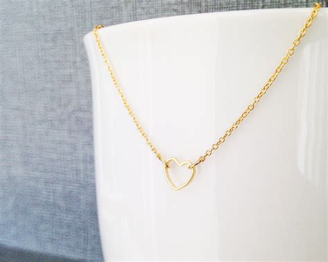 SALE Heart Outline Necklace by ElmAvenueShop on Etsy