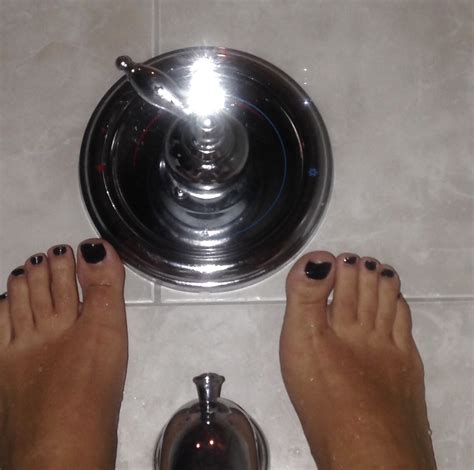 Toes In The Tub Porn Pictures XXX Photos Sex Images PICTOA