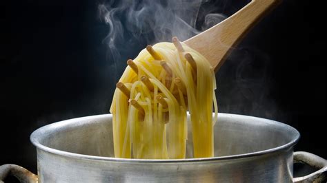 ¿cómo Cocer Pasta Al Dente Pasos Trucos Ideasparacocinar