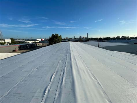 Tpo Metal Retrofit Roof Installation Houstontx After Hhh Roofing